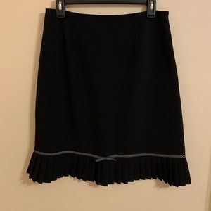 Dressbarn size 8 black skirt